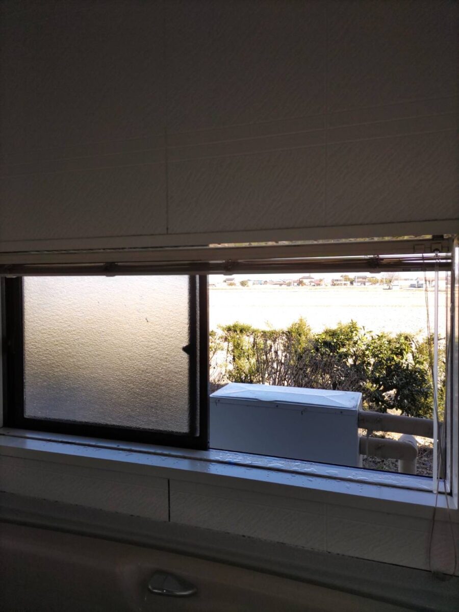 寒さの厳しい浴室に内窓を設置！